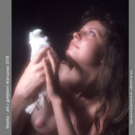 Beatka -  nude with pigeon -  Warszawa 1978
